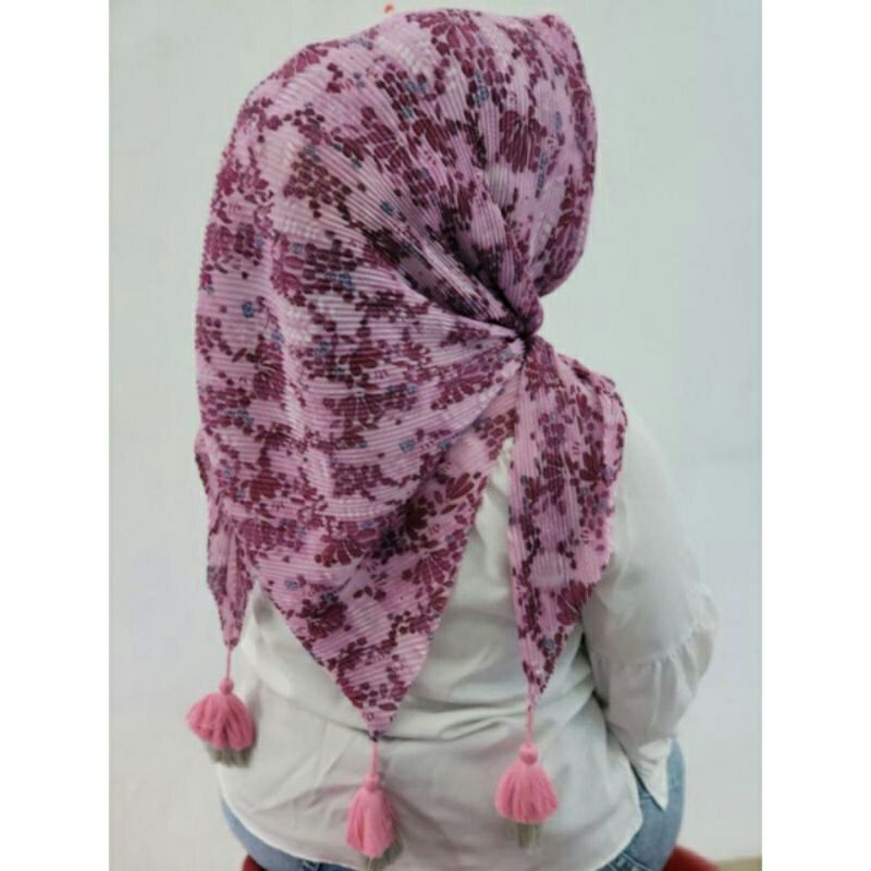 Hijab segiempat plisket pompom pake resleting/Jilbab zipper segiempat plisket pom tassel
