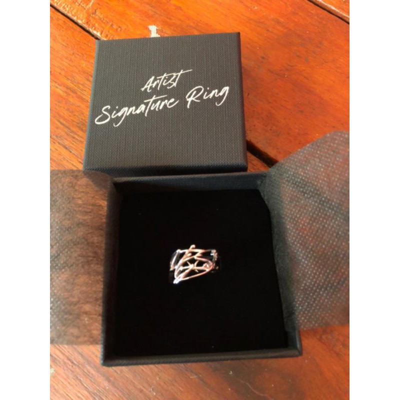 Signature ring NCT Johnny