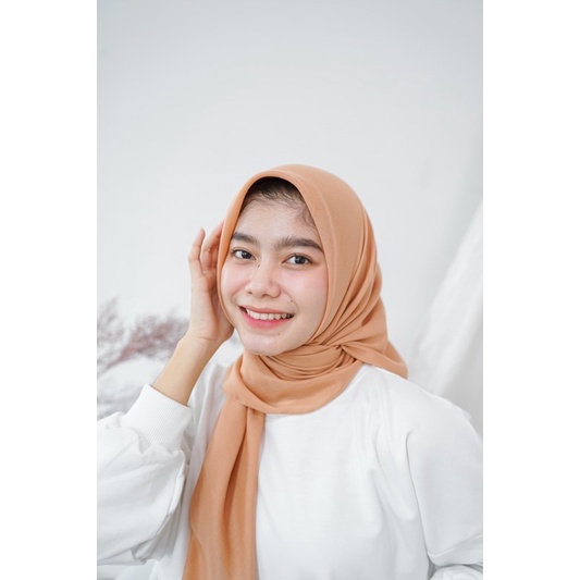 PARIS VOAL by dippew-Soft caranel