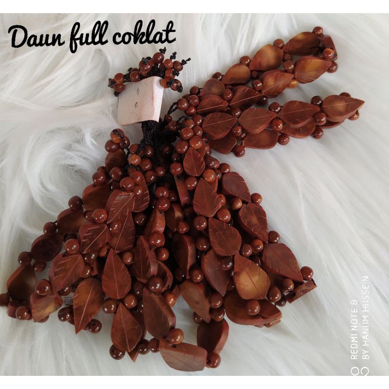 Gelang kaukah daun coklat
