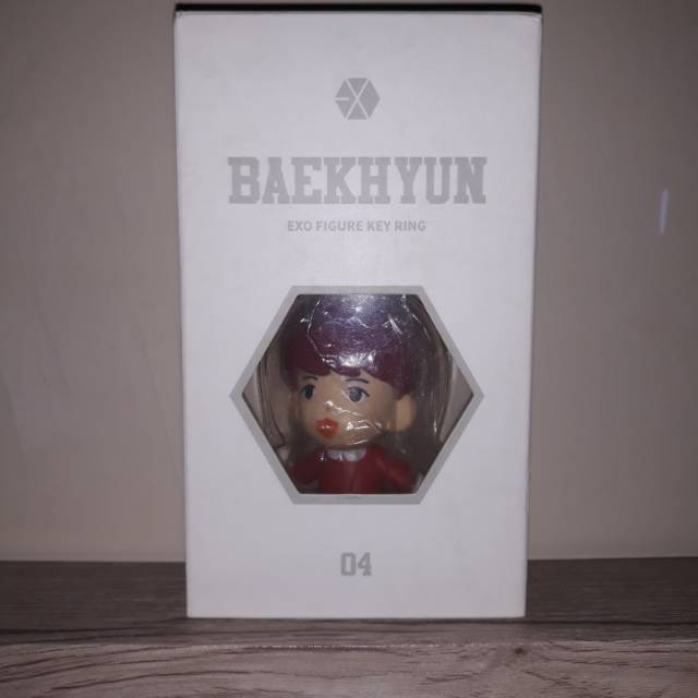 EXO FIGURE KEYRING