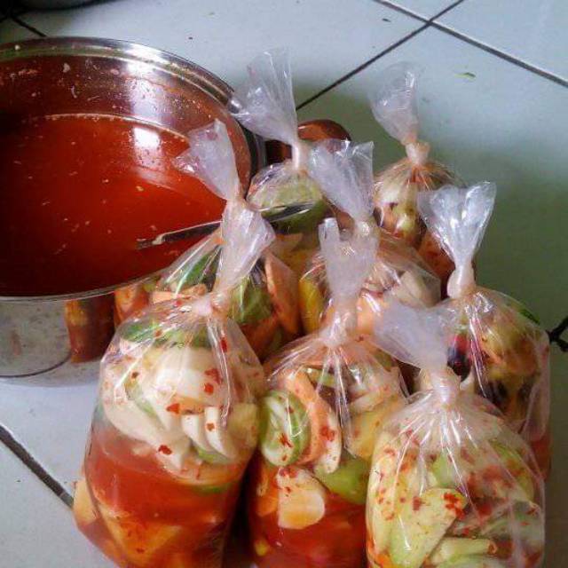 

Asinan buah dan sayur
