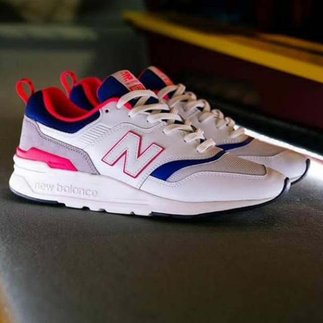 new balance 977 white