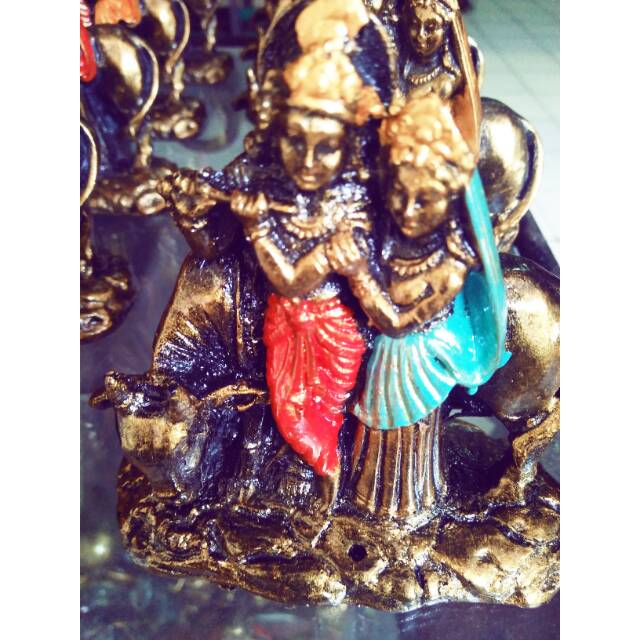Patung Radha Krishna resin
