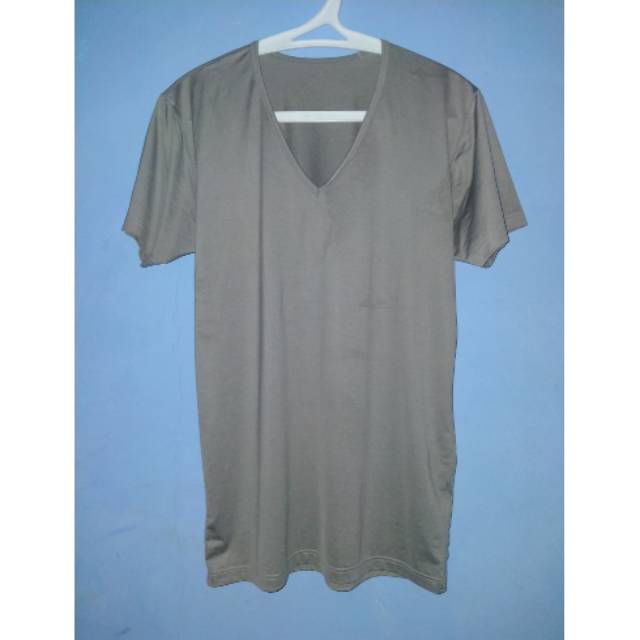 ORIGINAL BRANDED UNIQLO Tshirt