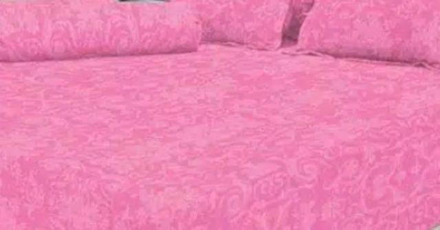 Sprei T30cm Vallery Pink 180x200