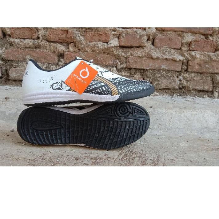 [KODE 77] SEPATU FUTSAL SPECS 999 produck terbaik