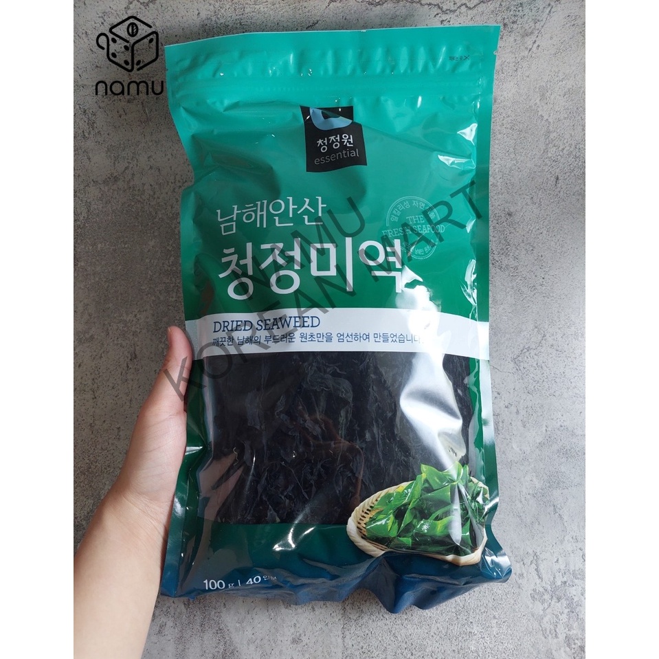 

Daesang Chung Jung One Dried Seaweed 100gr Miyeok Miyuk Rumput Laut Kering