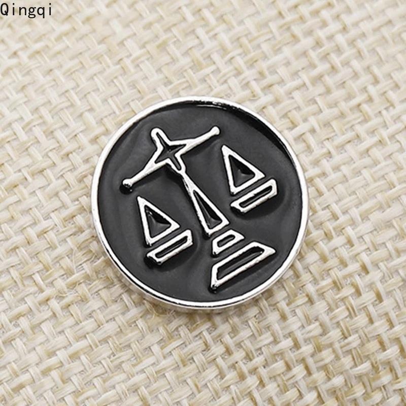 Bros Enamel Bentuk Bulat Motif Libra Warna Hitam Bahan Metal Gaya Gothic Untuk Wanita