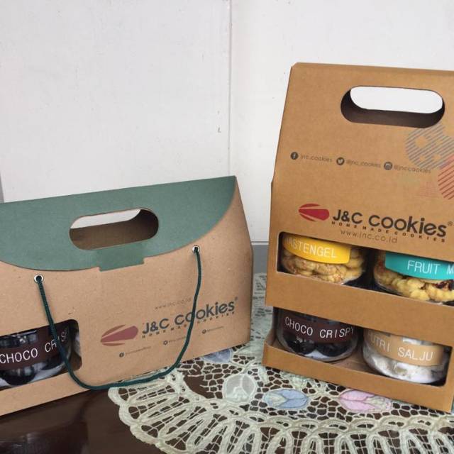 

Hampers/parcel jnc cookies isi 4 jar beling Special