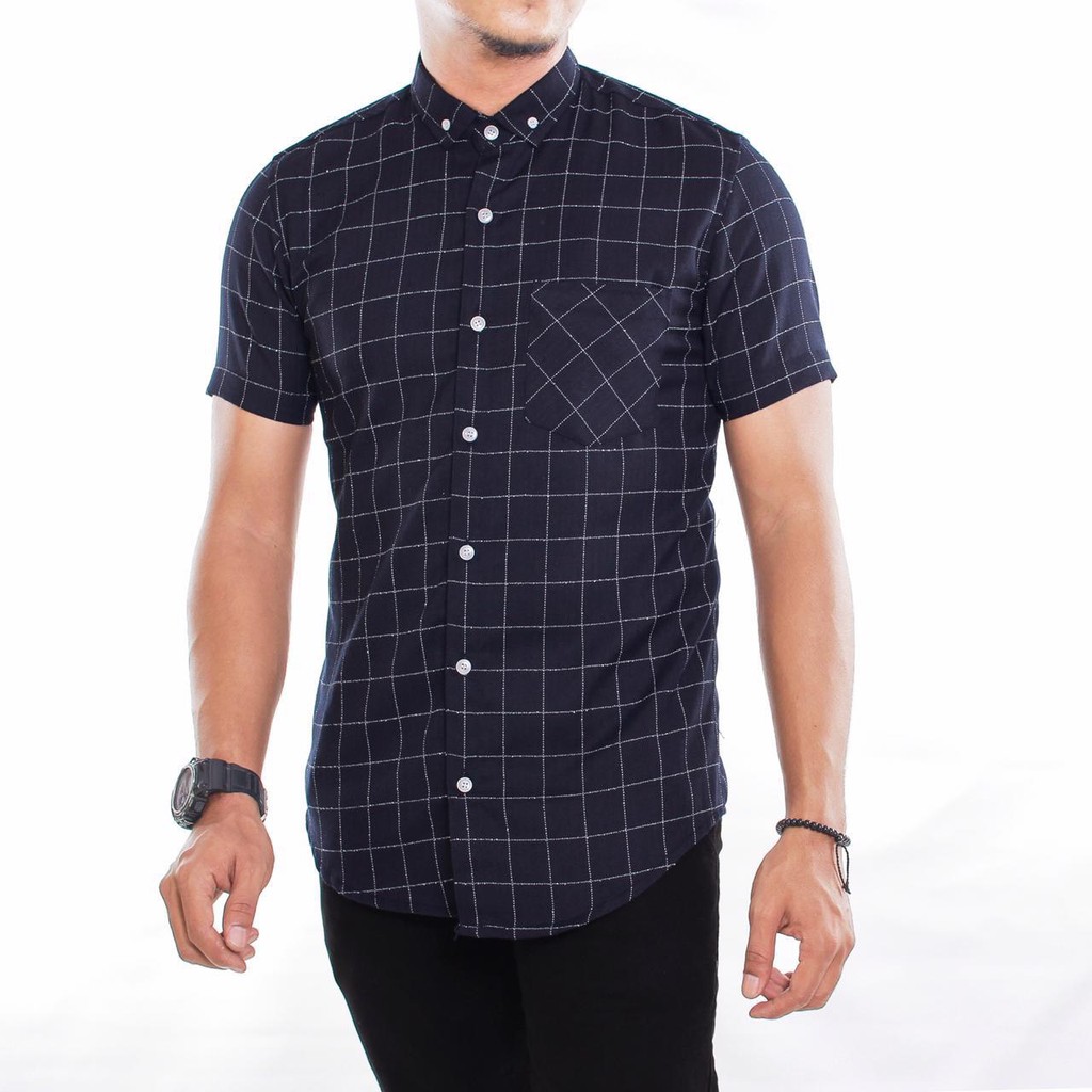 Credomenstore Kemeja Pria Lengan Pendek Navy Kombinasi Credomenstore Kemeja Pria Lengan Pendek Navy Kombinasi