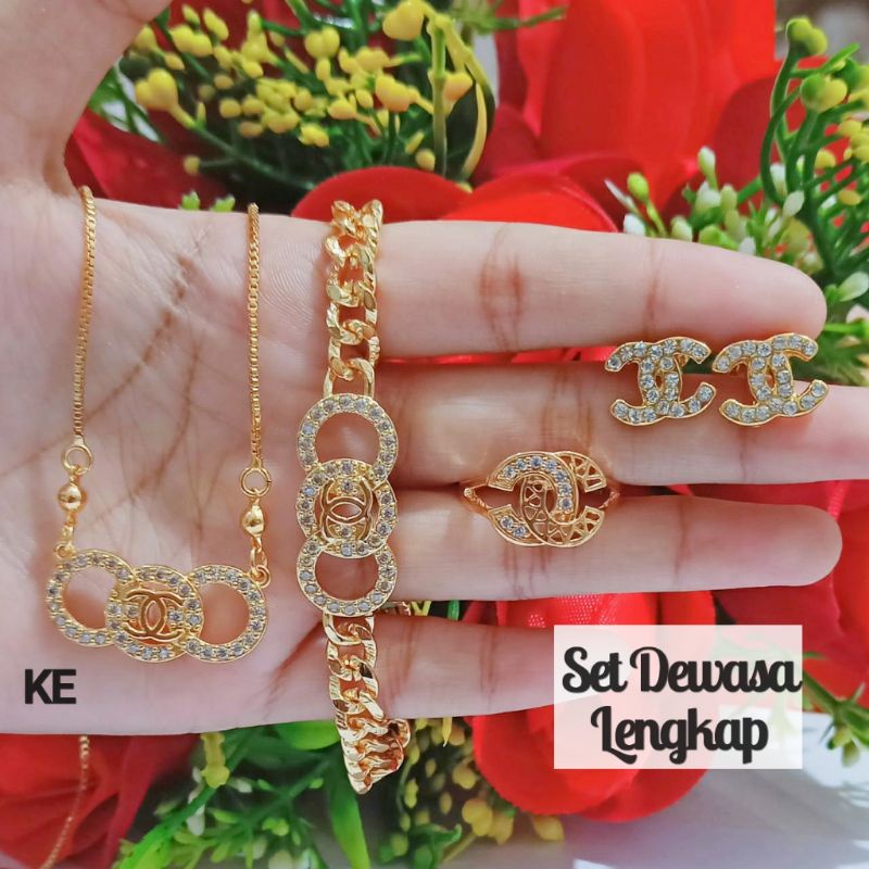 Set Dewasa Permata varian Motif Perhiasan Wanita Gold Modern (COD)