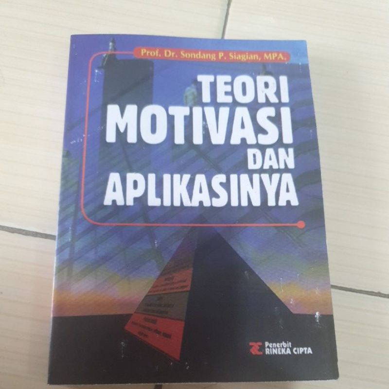 

teori motivasi dan aplikasi