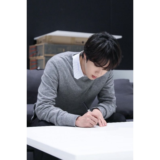 SEOKJIN MOTS7 VER. 2 (BOOKED)