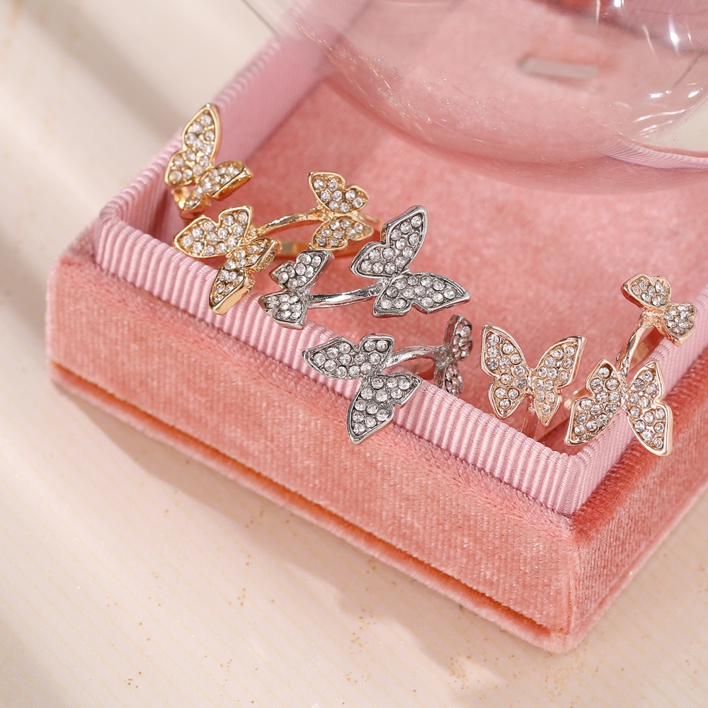 Cincin Model Terbuka Adjustable Desain Butterfly Heart Aksen Kristal Untuk Wanita