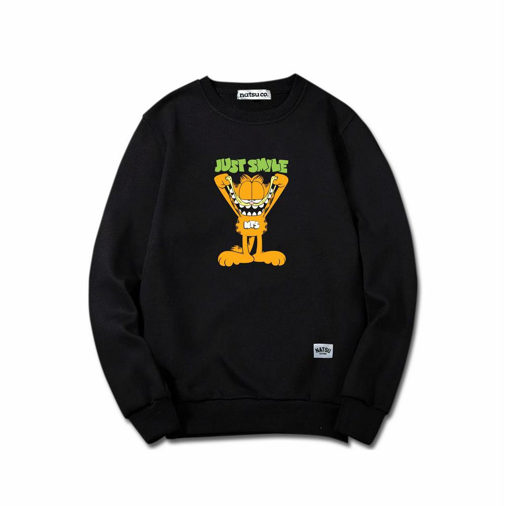 Natsu project Sweater Crewneck UNISEX GARFIELD JUST SMILE HITAM/PUTIH