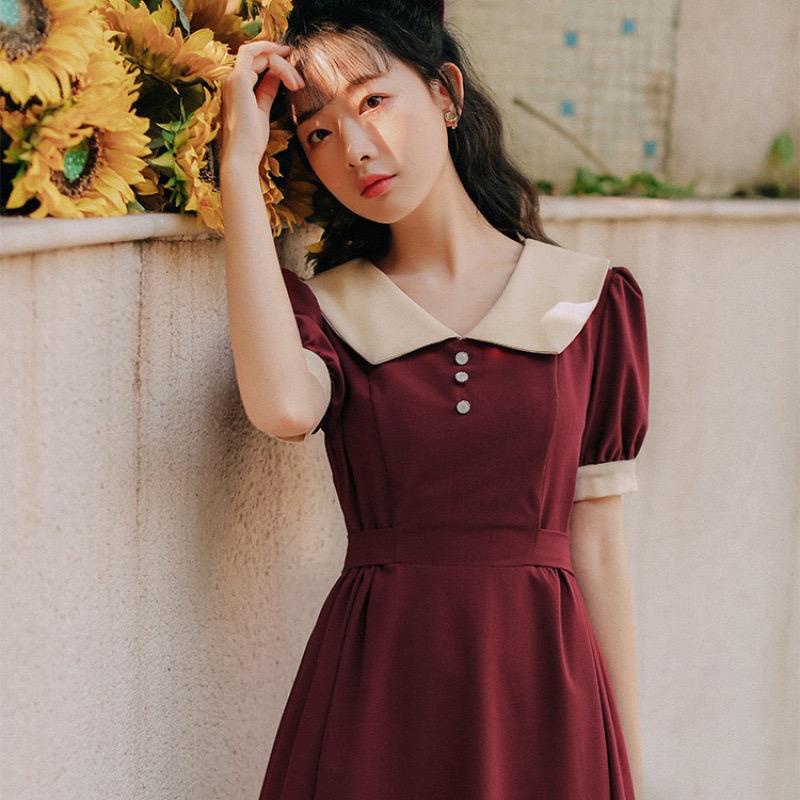 [littlecrab] Dress Collar With Pearl Gaun Wanita Panjang Lengan Pendek Two Tone Color Maroon Hitam Simple Berkualitas Dress Berkerah Kasual Simply Korean Style