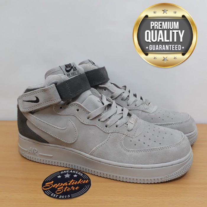 nike air force 1 mid reigning champ