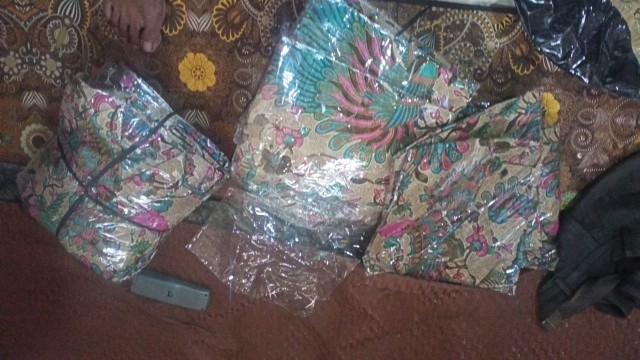 Kemeja Batik Pria Lengan Panjang Size M L Xl Xxl  Bswart Batik Hrb026