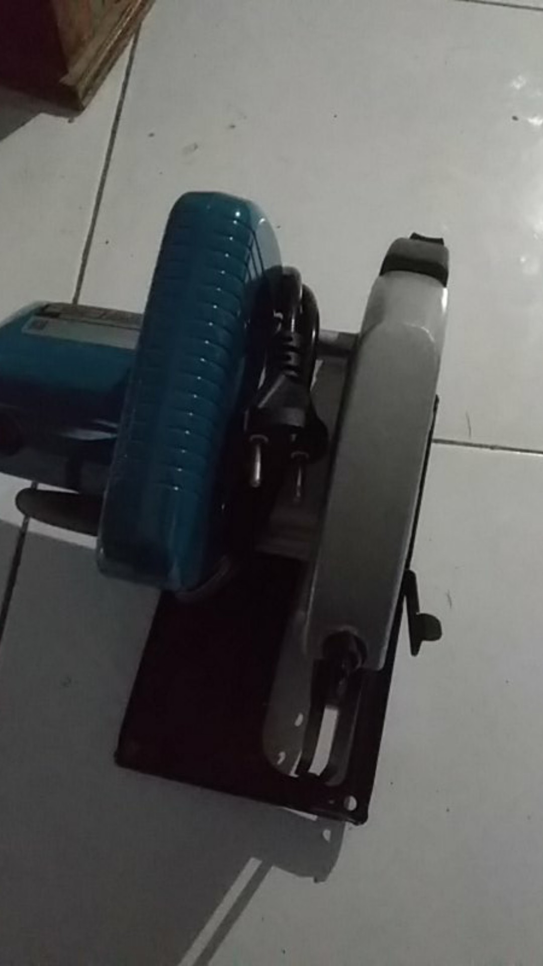 Modern M-2600l Mesin Gergaji (circulaw Saw)
