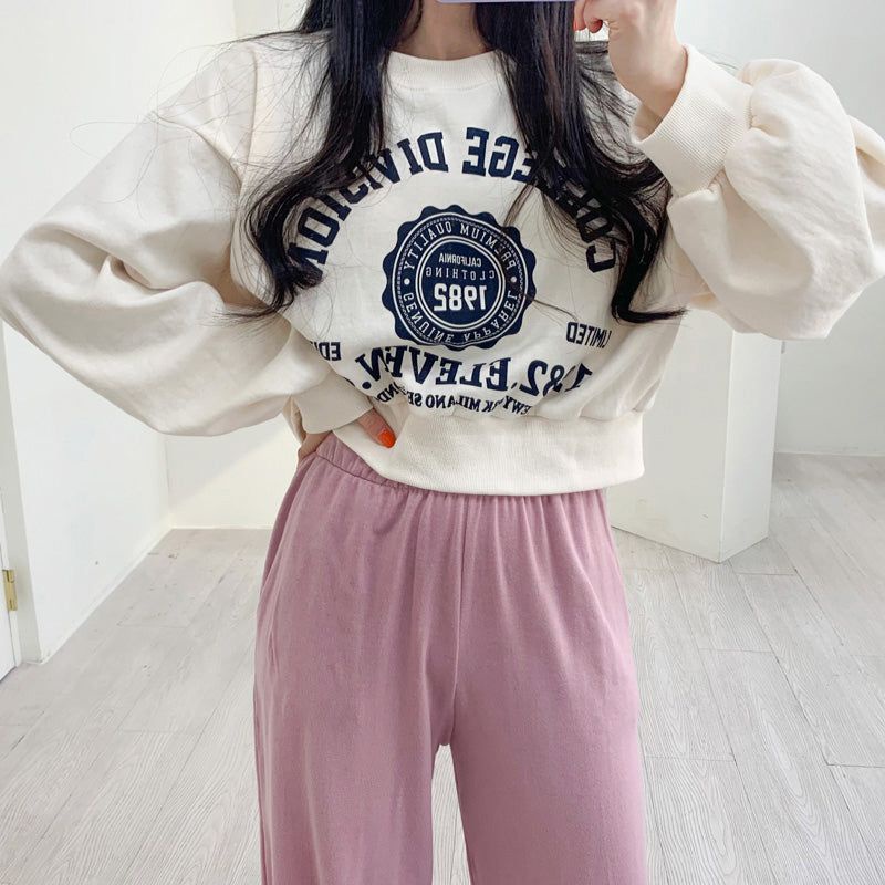 COLLEGE DIVISION CROOPE Sweater Crewneck Oblong Oversize Outerwear Wanita Fashion Terkini Korean Style