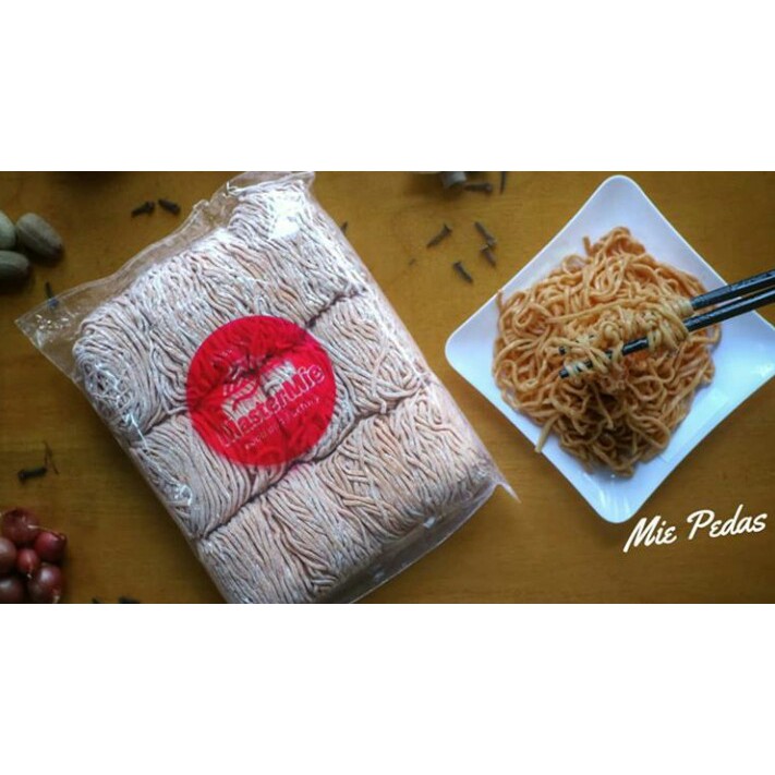 Mie Pedas Premium Kemasan 1Kg Mie Setan Pedas Mentah