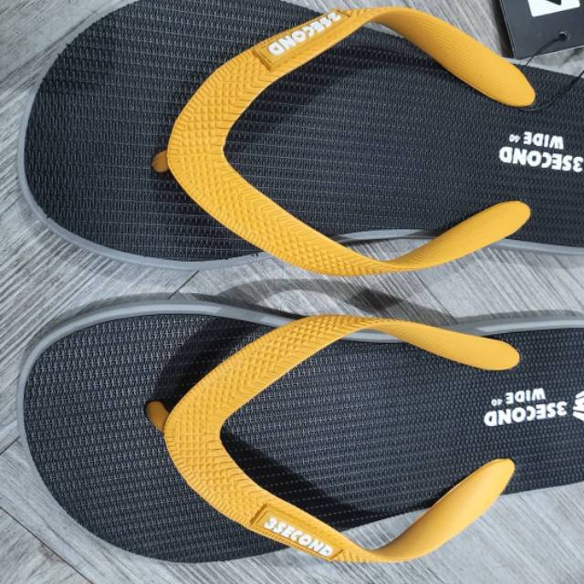Sandal jepit pria 3second 5003