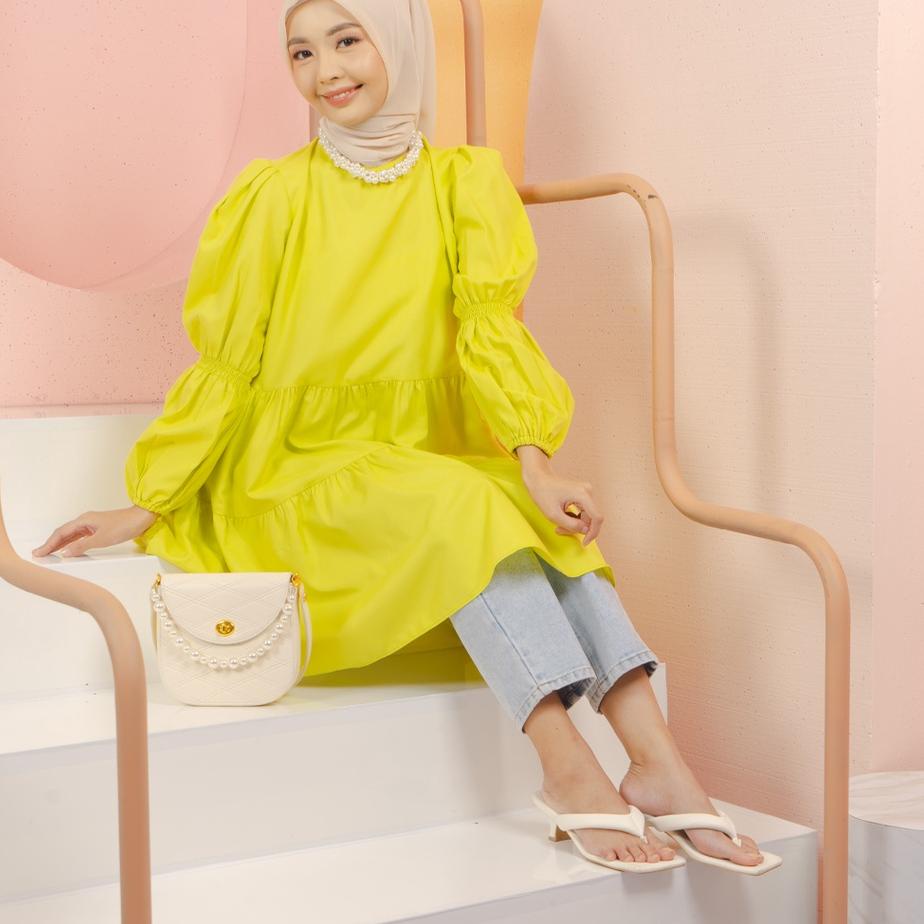 Stok Terbaru HijabChic Frita Lime Green Top
