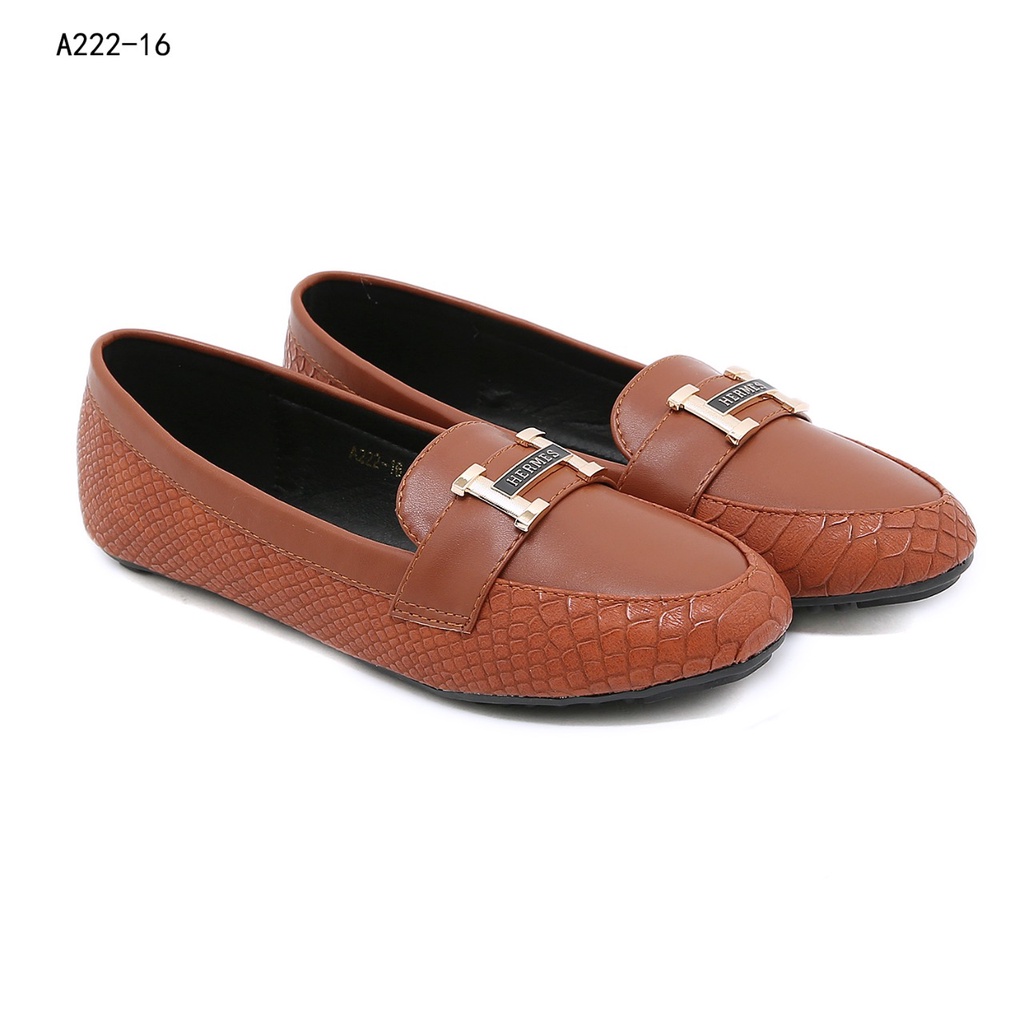 Leather Ballet Flat Shoea A222-16