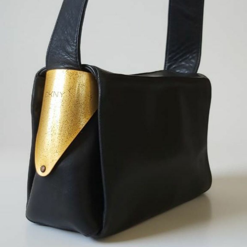 DKNY Sling Bag Preloved