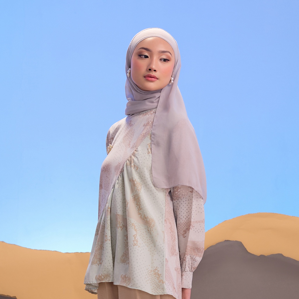 ZM Zaskia Mecca Feat Fanny Fabriana - Xanju Sea Salt Blouse - Jelita Indonesia - Edisi Geopark Belitung