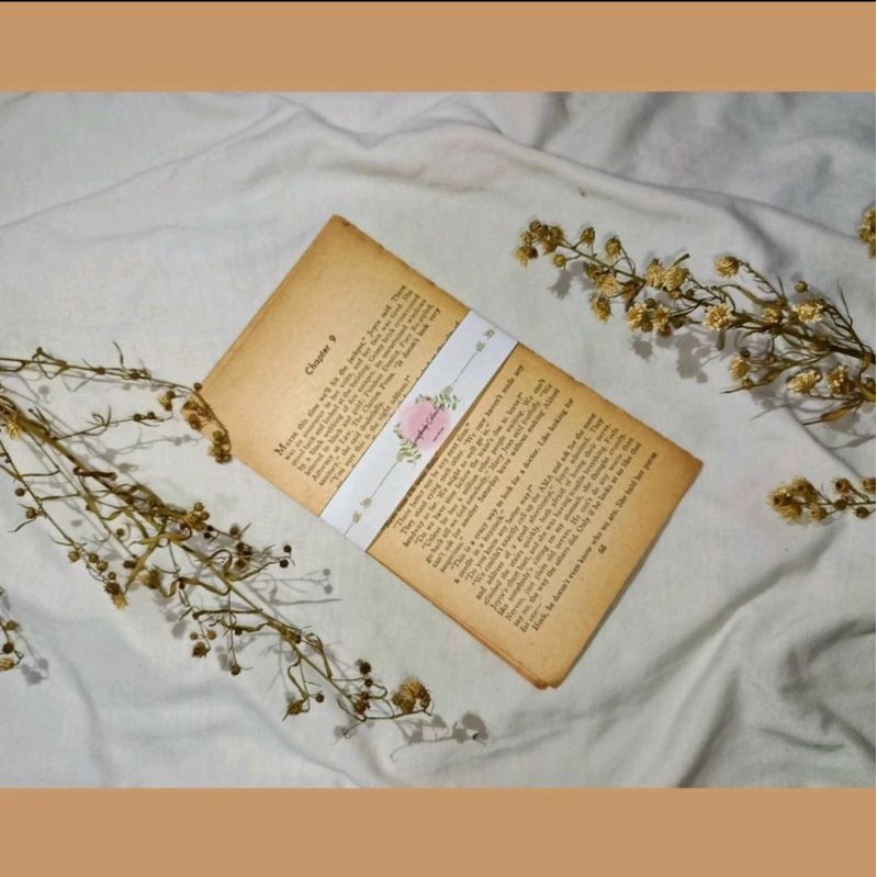 

Kertas Vintage / Old Paper / Robekan Novel Bahasa Inggris / Journal Kit