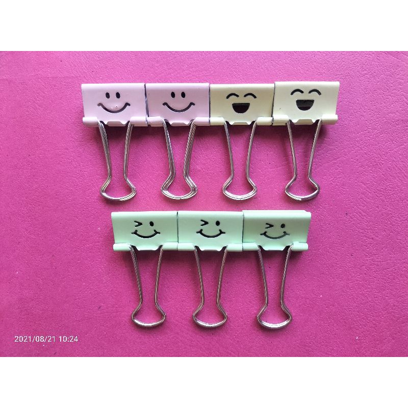 

Binder clip paper ecer warna motif smile 25mm