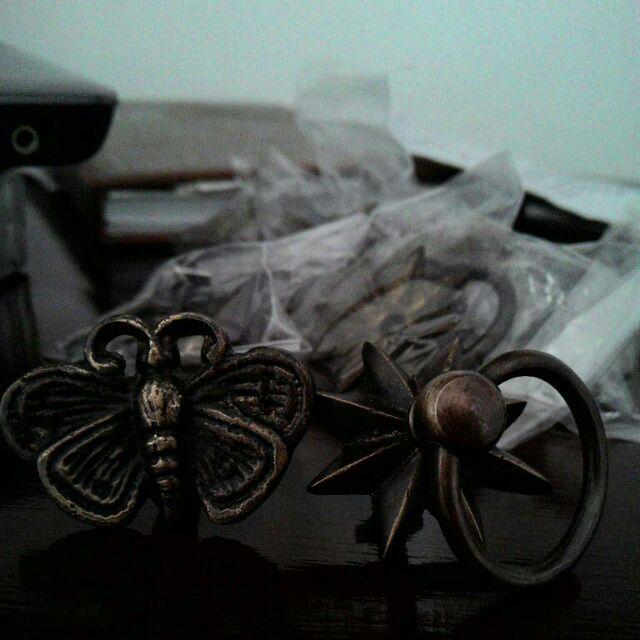 Knob Laci Cabinet / Tarikan Laci / Gagang Lemari Kuningan Antik Motif Daun