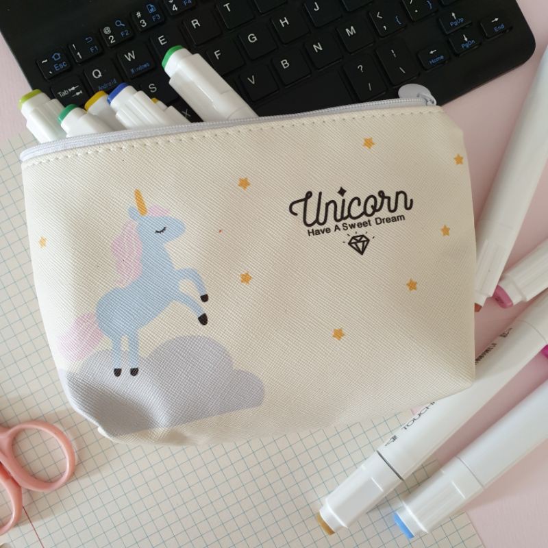 

Tempat pensil pouch unicorn cream