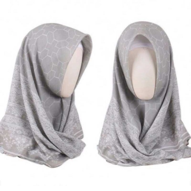 Minang heritage scarf RM