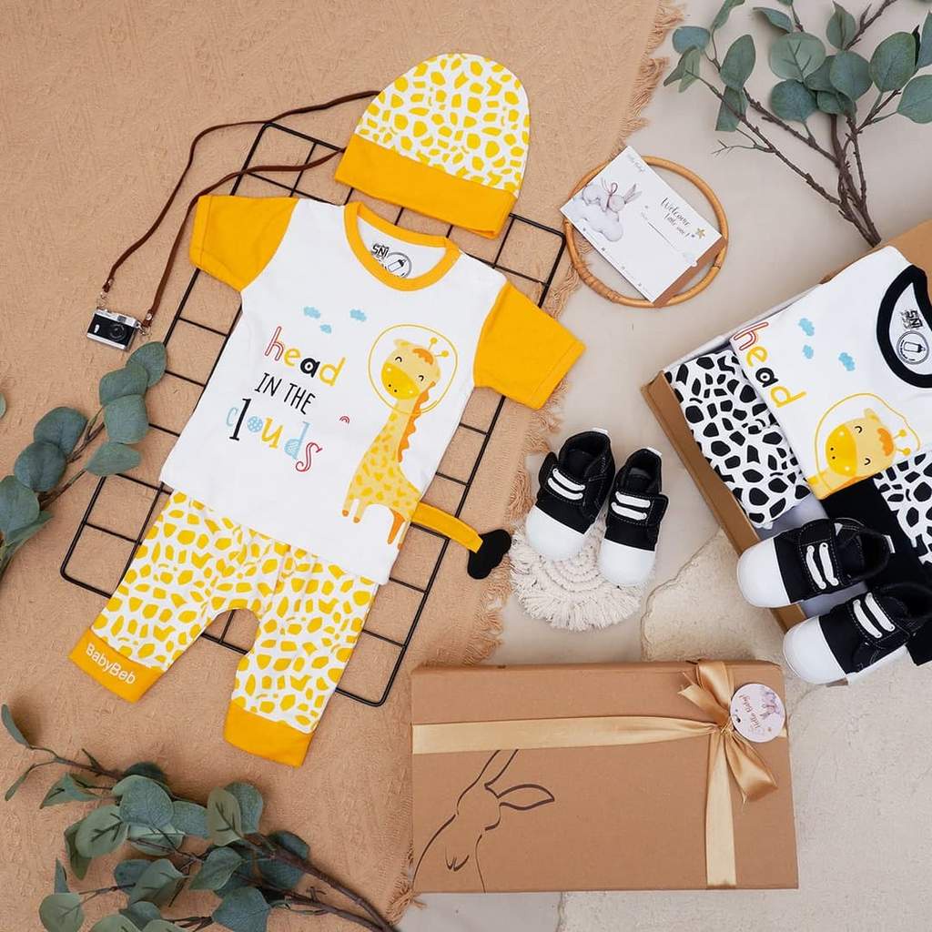 LIO036 Boys Baby Hampers 0-12 months/ Hampers bayi newborn/ Kado bayi/ baby boys gift set-Gerardo Yellow