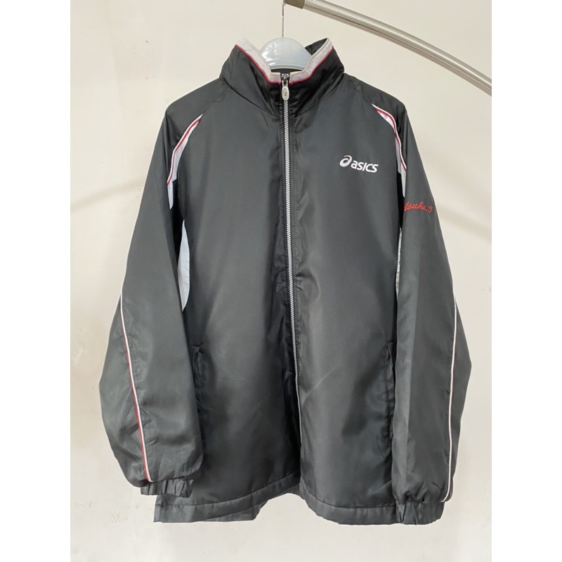 JAKET ASICS THRIFT TEBAL