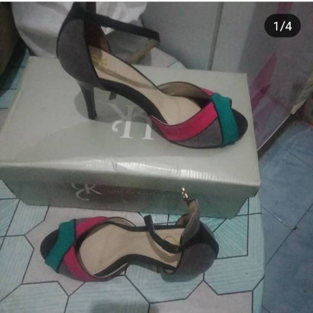 Heels yongki komaladi