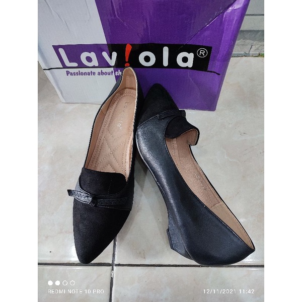 sepatu wanita merk laviola size 40 (2185bk)