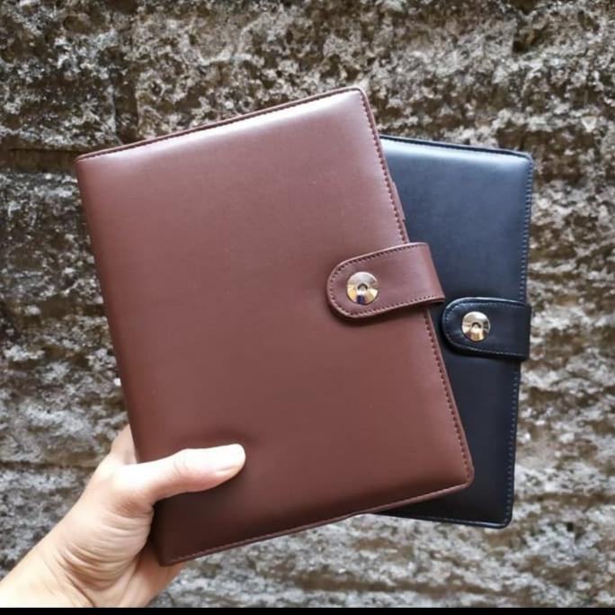 

Binder Kulit Polos Magnet A5