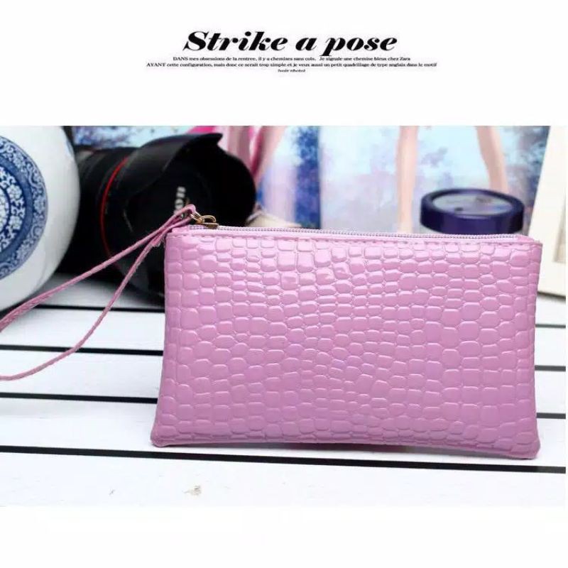 Dompet crocodile