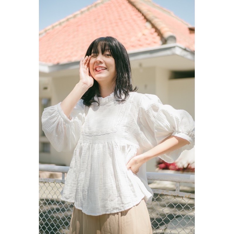 Alika Blouse_Leviora