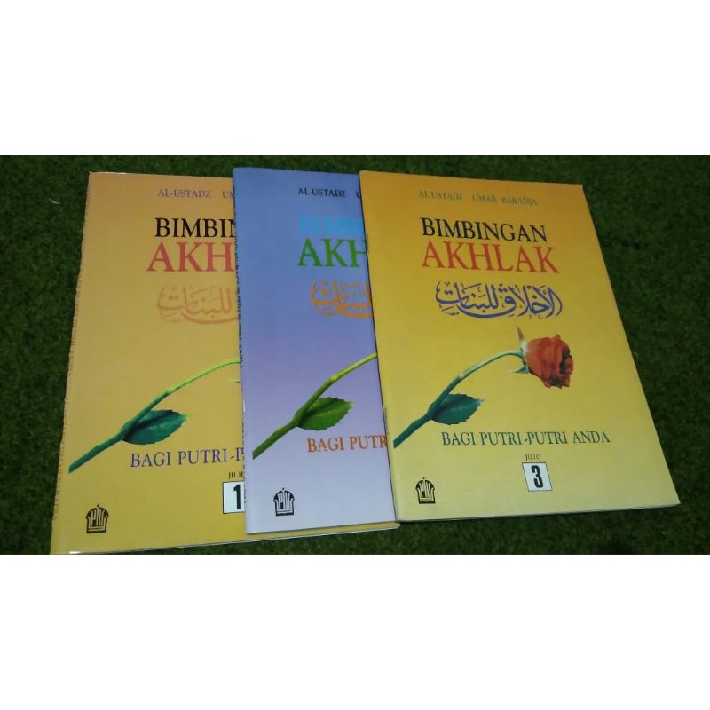 

Bimbingan Akhlak bagi putri-putri anda 3 jilid