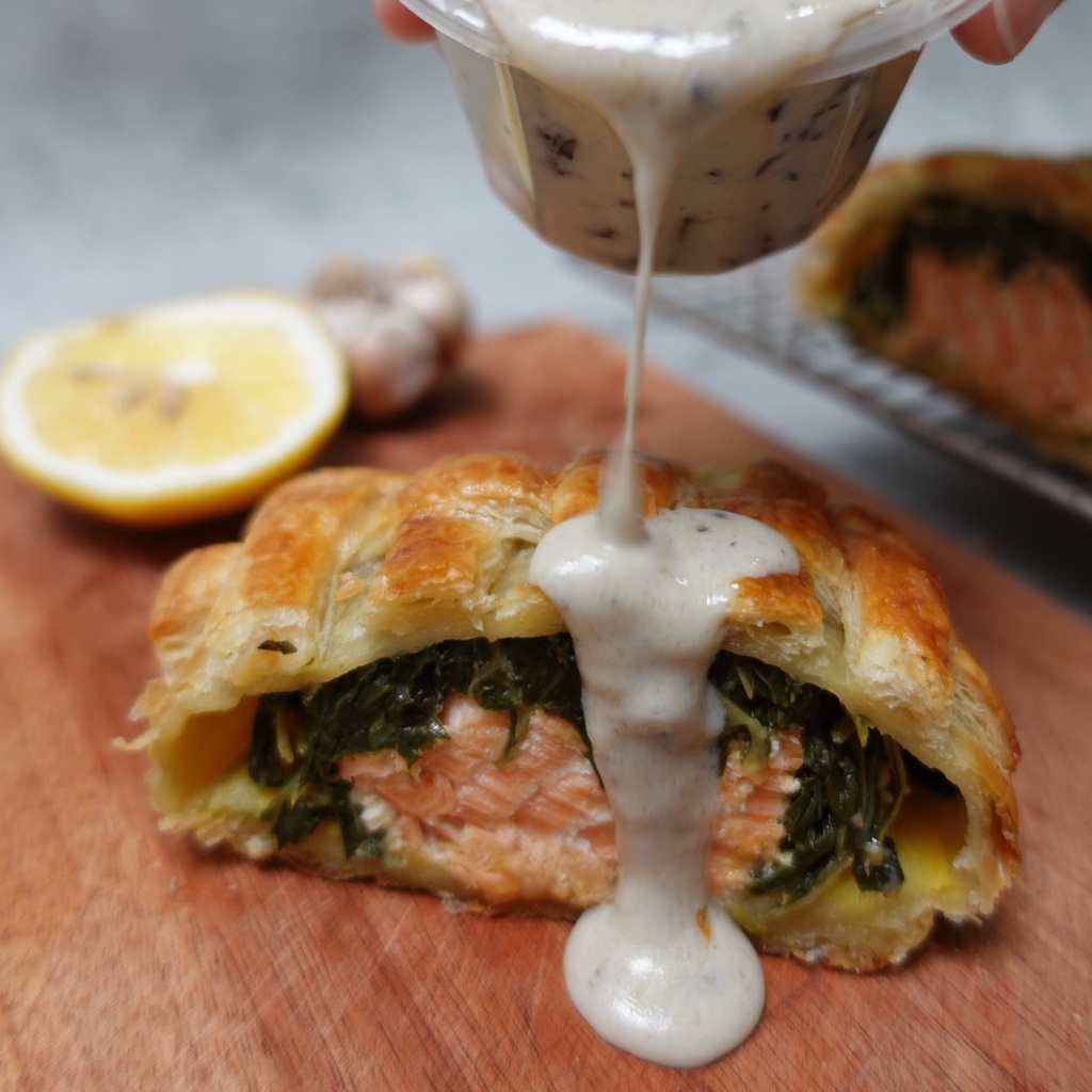 

Salmon Wellington / Salmon En Croute Truffle Mushroom Sauce - Medium