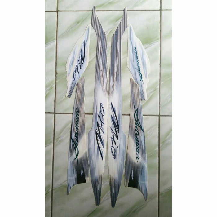 stiker body/list body mio smile 2009 warna putih