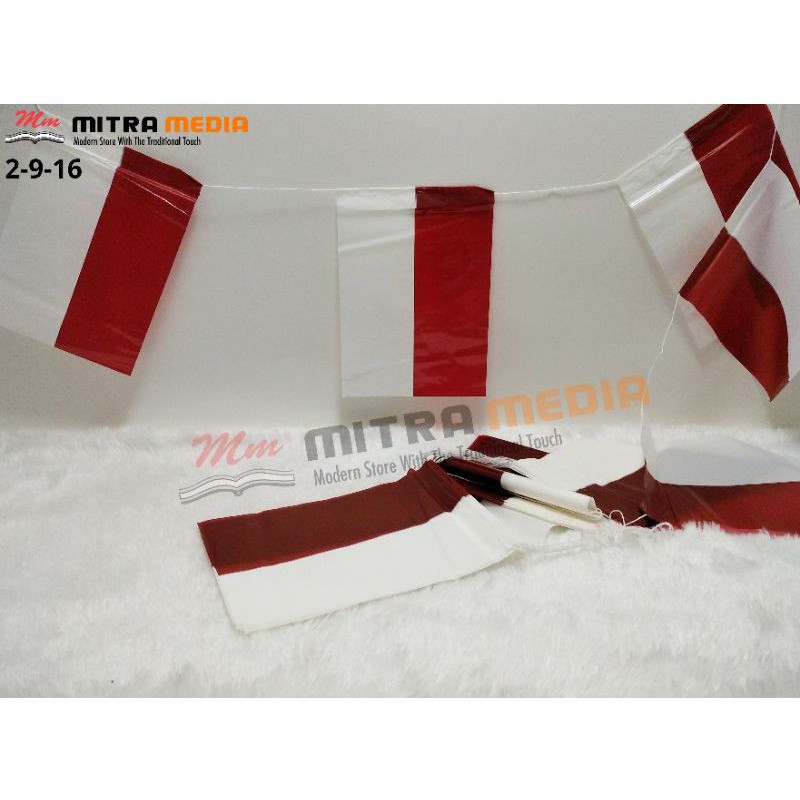 

BENDERA PLASTIK TALI / TANPA TALI MURAH