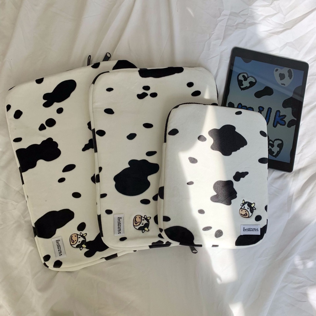 Sleeve Pouch Sarung Tas Bag Case Ipad Tab Tablet Macbook Air Pro Laptop Asus Acer Lenovo HP Huawei 11 12 13 14 15 inch Motif Gambar Sapi Cow Milk Warna Hitam Putih Lucu Cute Murah Korean Model