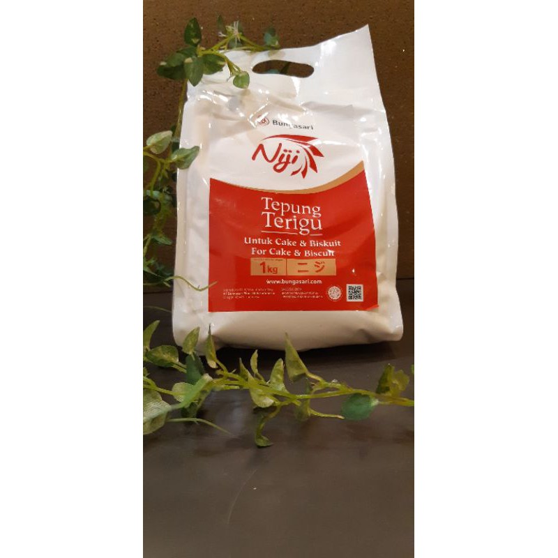 

Tepung Terigu Niji dari Bungasari 1kg setara kotobuki