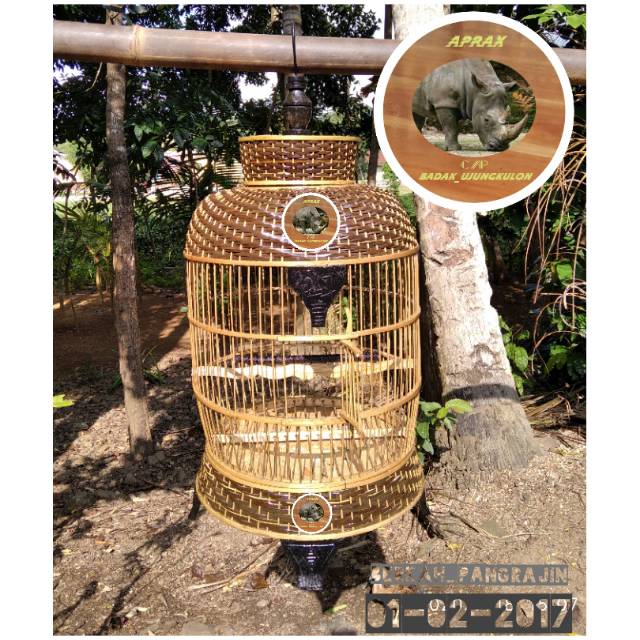 Kandang burung bambu hitam minimalis